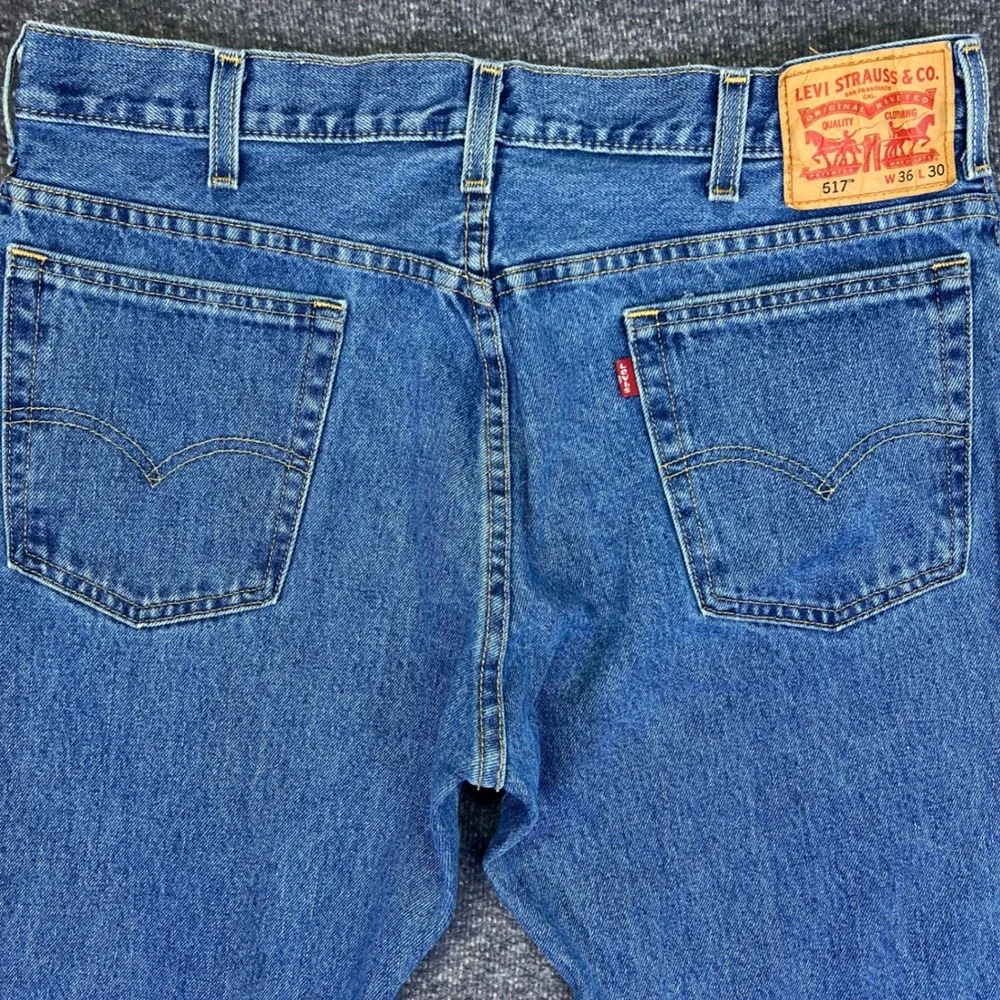 Levis levi 517